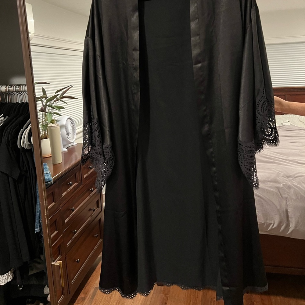 Black Satin Lace Victorias Secret Robe size xs/s